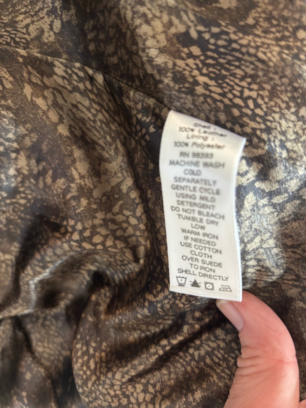 dennis basso Camel Suede Button-Front Trench Coat small in excellent condition - Picture 4 of 5